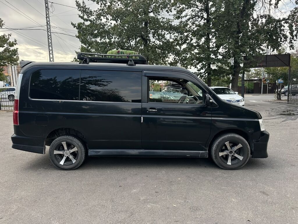 Honda Stepwgn: 2001 г., 2 л, Автомат, Газ, Минивэн: фото 3