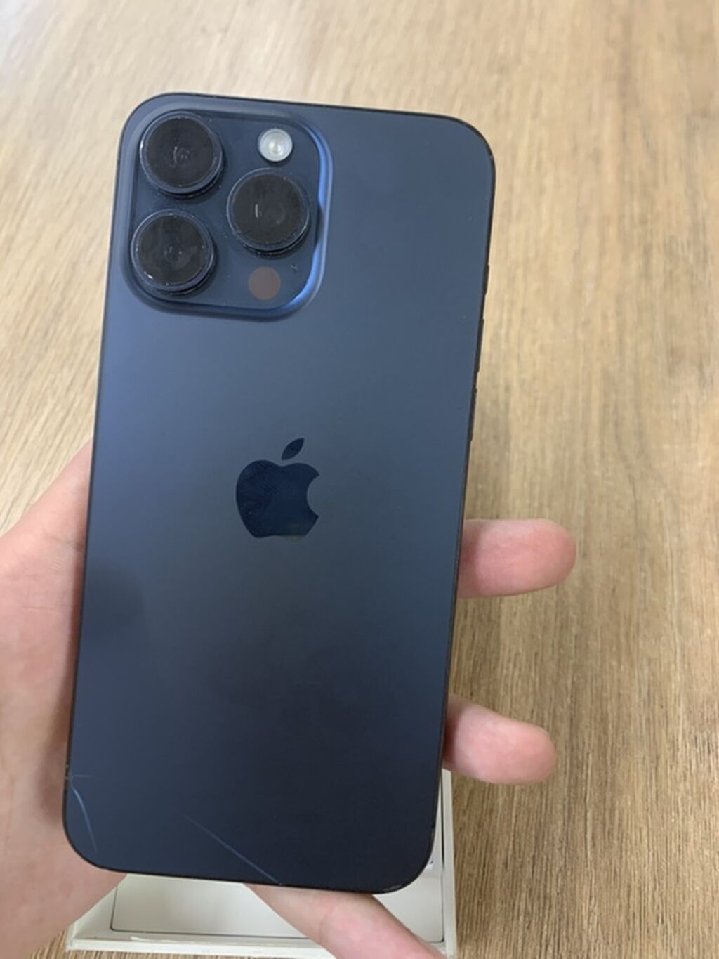 Apple iPhone 15 Pro Max 256 ESIM Характеристики и особенности: - Экран: фото 3