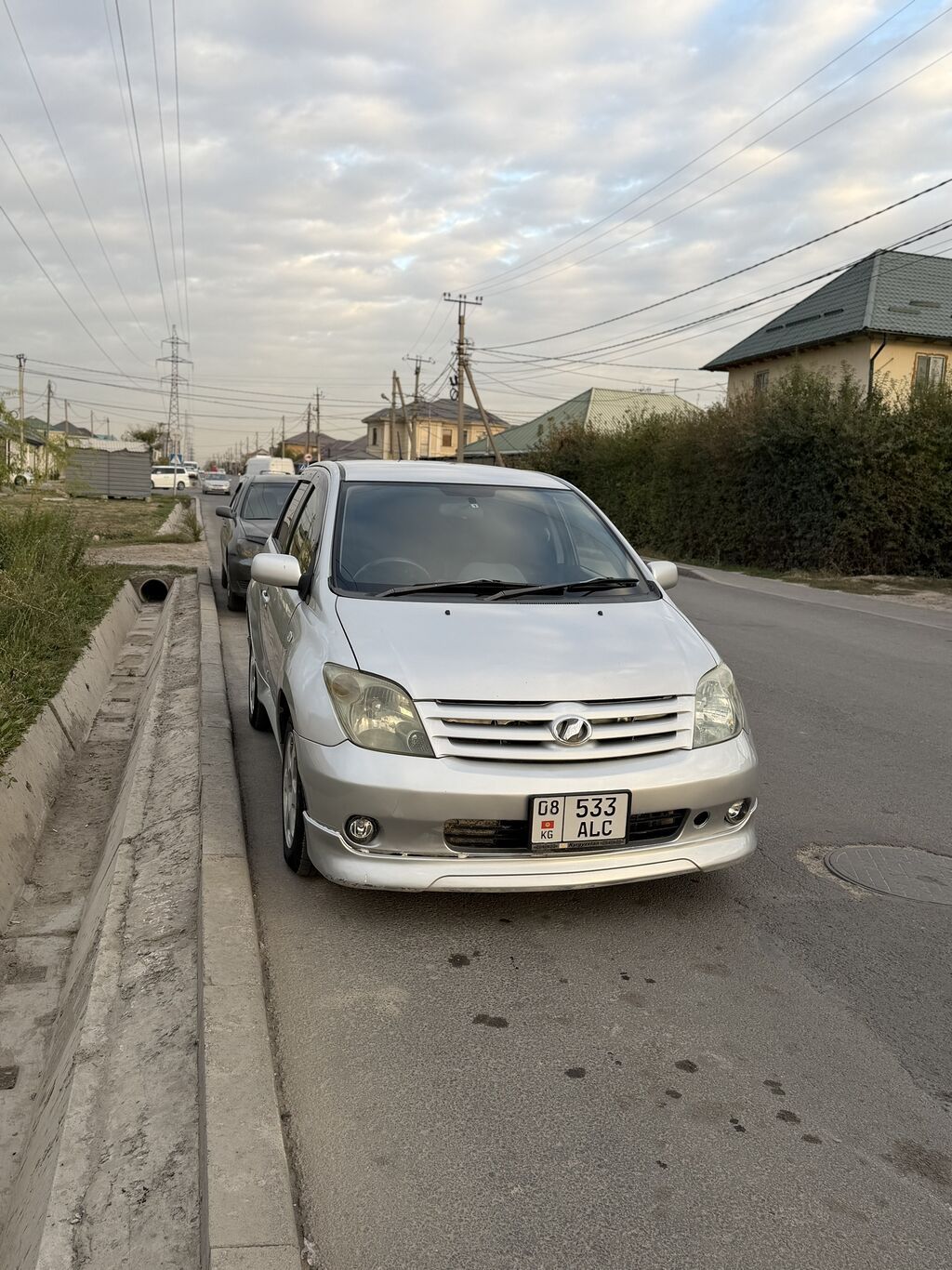 Toyota Ist: 2002 г., 1.5 л, Автомат, Бензин, Хэтчбэк: фото 7