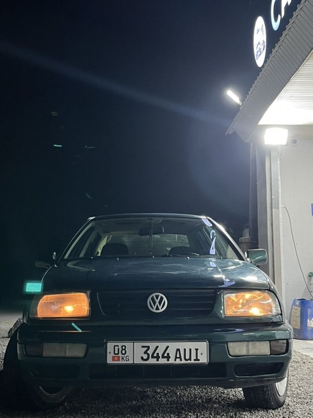 Volkswagen Vento: 1995 г., 1.8 л, Механика, Бензин, Седан — фото 7