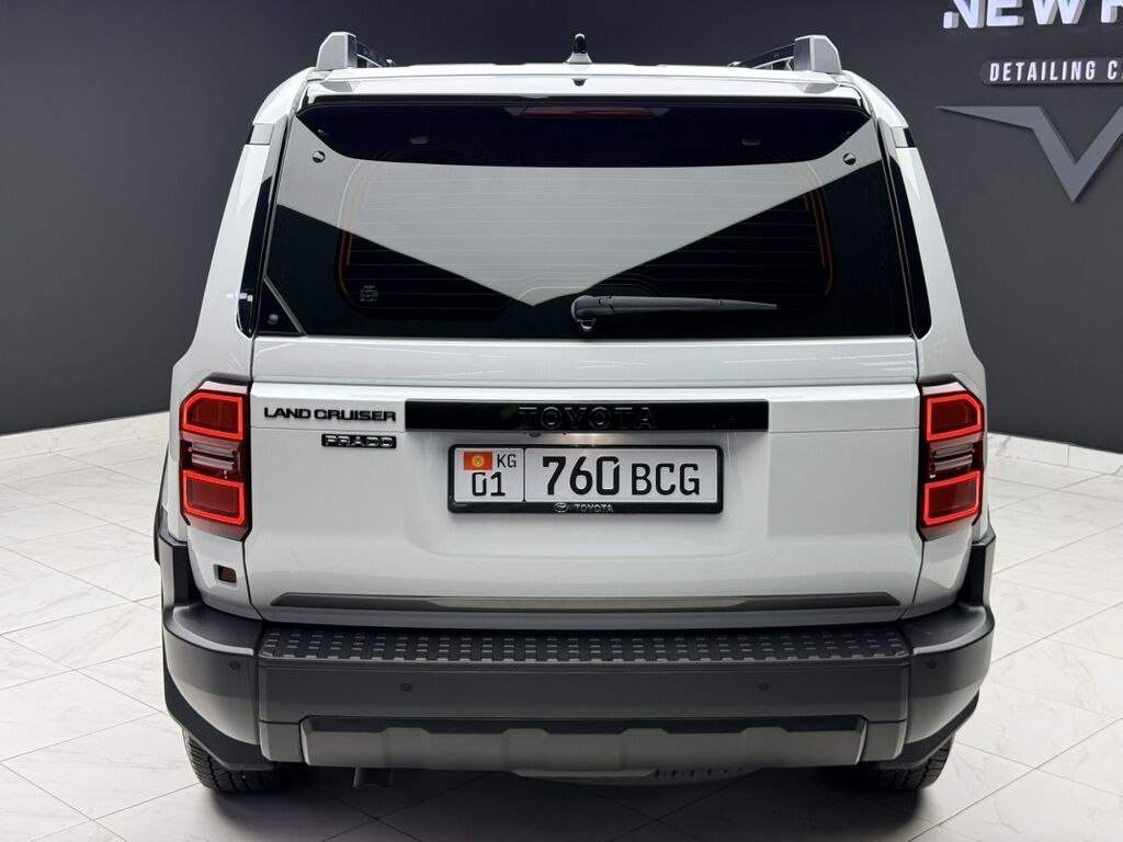 Toyota Land Cruiser Prado: 2024 г., 2.4 л, Автомат, Бензин, Внедорожник: фото 2