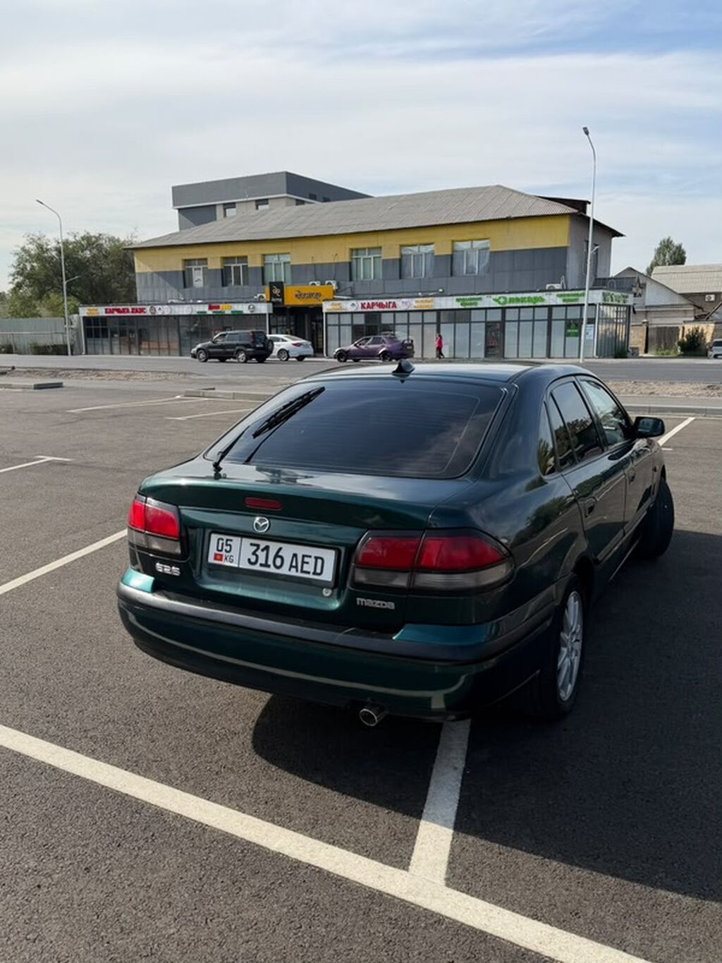 Mazda 626: 1997 г., Механика, Бензин, Седан: фото 6