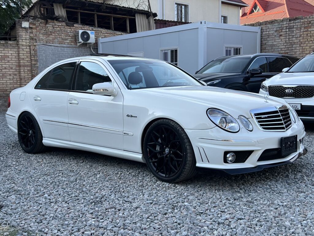 Mercedes-Benz E-Class: 2003 г., 5.5 л, Автомат, Бензин, Седан: фото 3