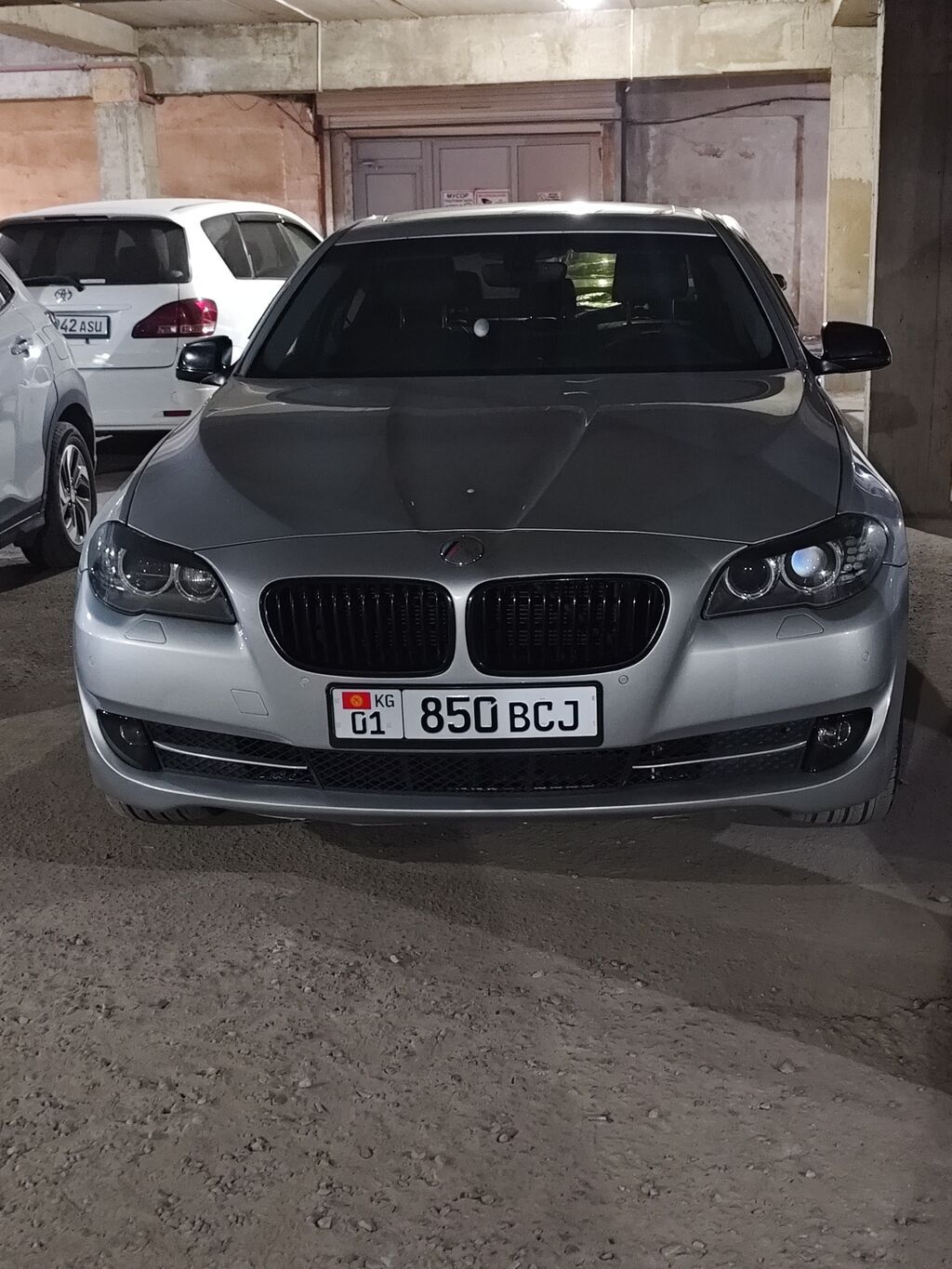 BMW 5 series: 2010 г., 3 л, Автомат, Бензин, Седан: фото 1
