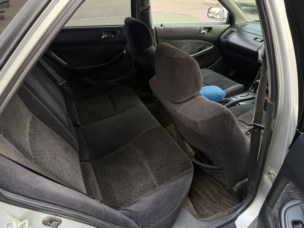 Honda Accord: 2000 г., 2.3 л, Автомат, Бензин, Универсал: фото 6