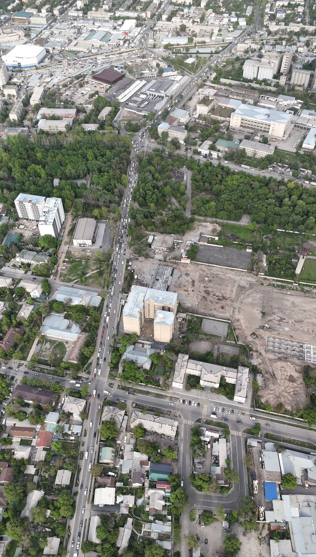 3 комнаты, 94 м², парк Фучика Элитка, 3 этаж, ПСО (под самоотделку): фото 2
