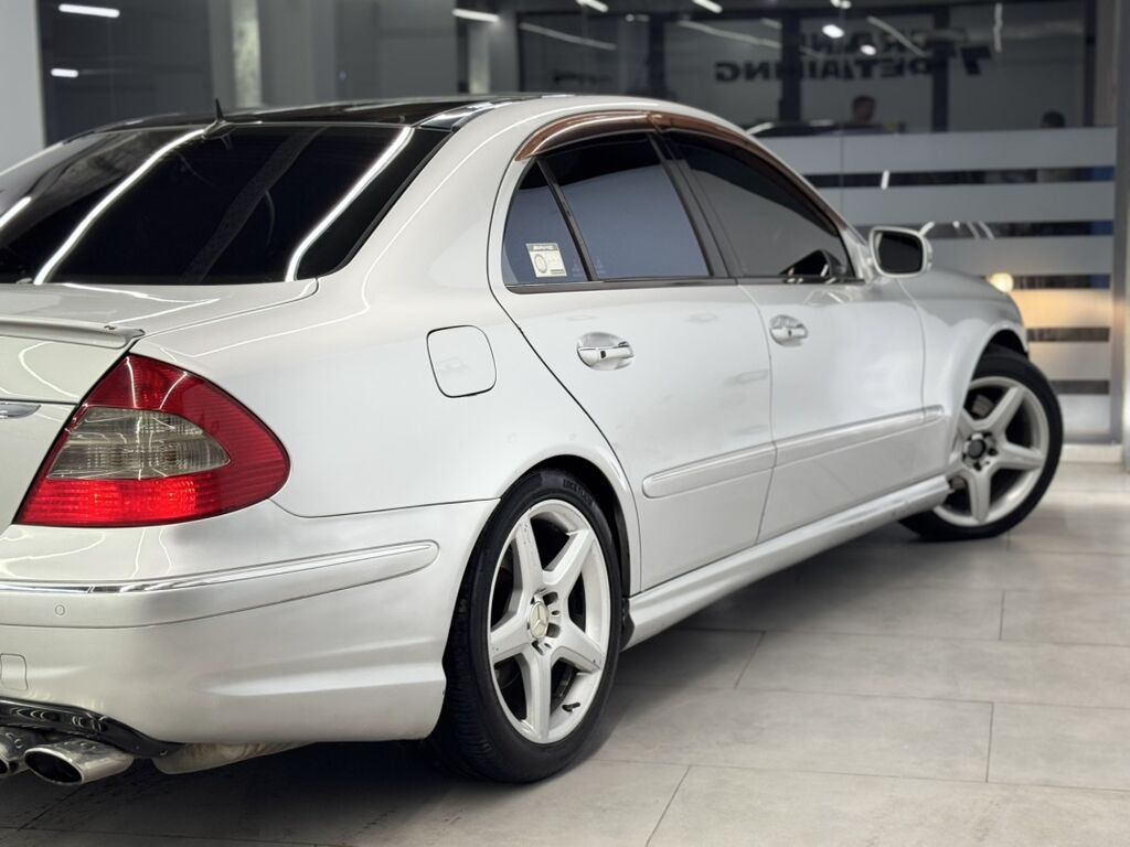 Mercedes-Benz E-класс AMG: 2002 г., 5 л, Автомат, Бензин, Седан: фото 5