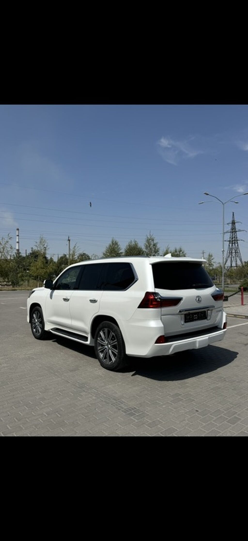 Lexus LX: 2017 г., 5.7 л, Автомат, Бензин, Внедорожник: фото 6