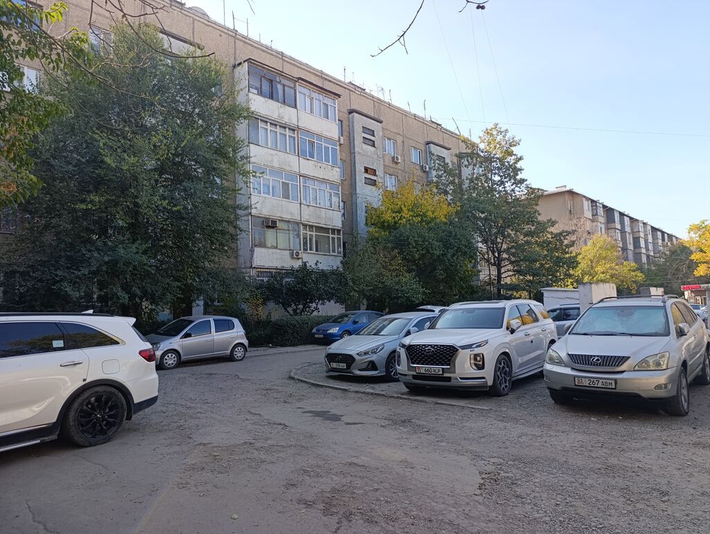 3 комнаты, 61 м², Аламединский рынок / базар 105 серия, 5 этаж, Старый ремонт: фото 3