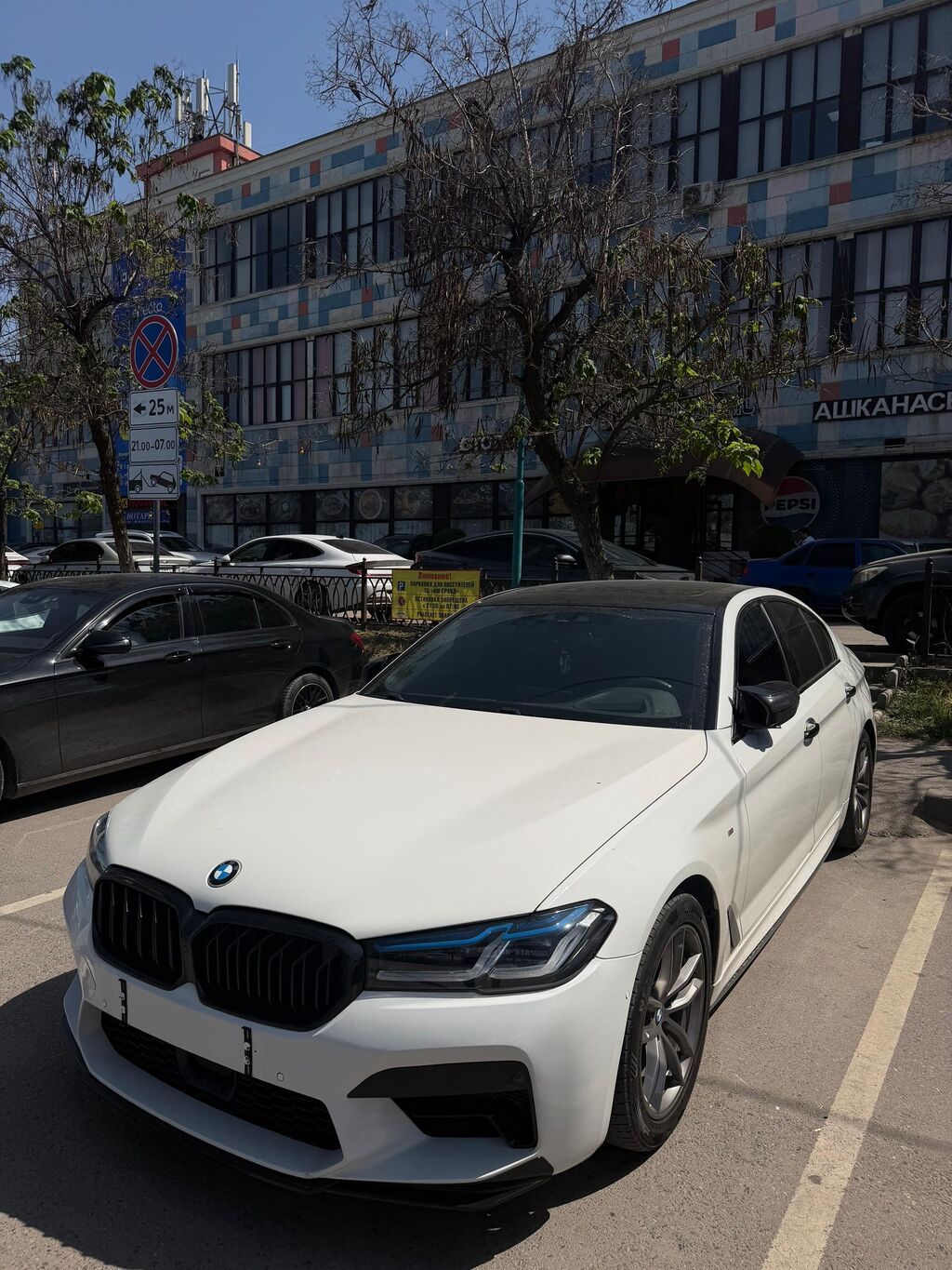 Сдаю BMW 5 series, Почасово, Без водителя, | Залог, Предоплата, Водительские права: фото 3