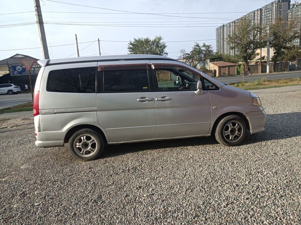 Nissan Serena: 2001 г., 2 л, Вариатор, Бензин, Минивэн: фото 2