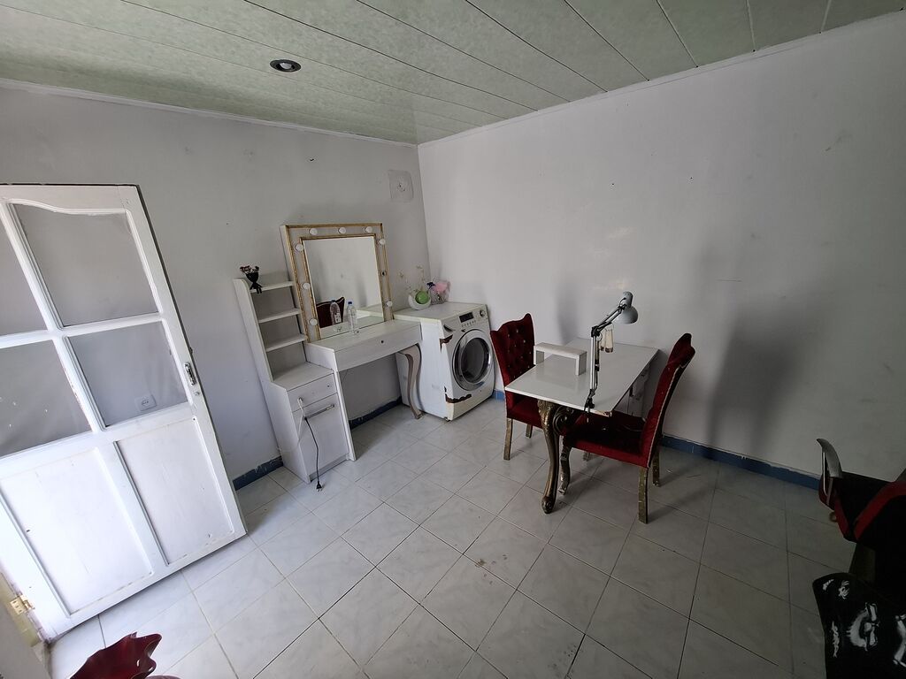 4 otaqlı, 110 kv. m, Kredit yoxdur, Orta təmir