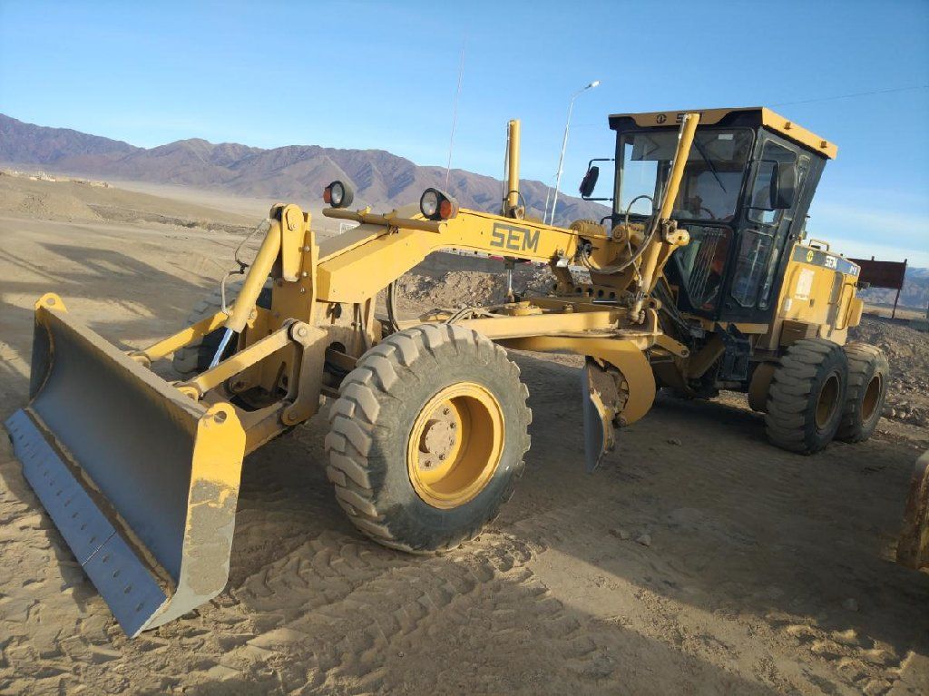 Услуги Грейдера автогрейдер грейдер спец техника: Договорная ᐈ Другие ...