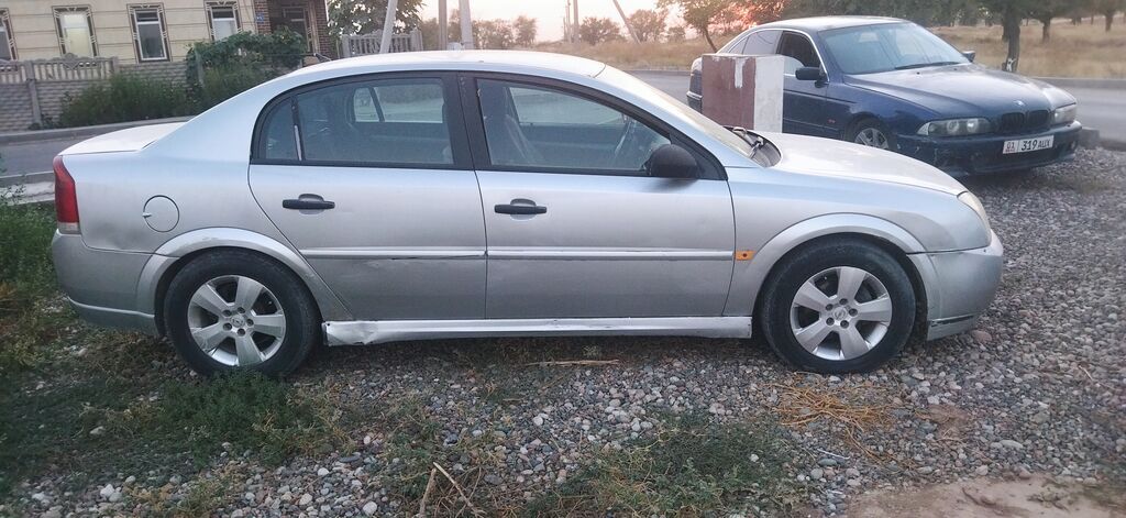 Opel Vectra: 2003 г., 1.8 л, Механика, Бензин, Седан: фото 3