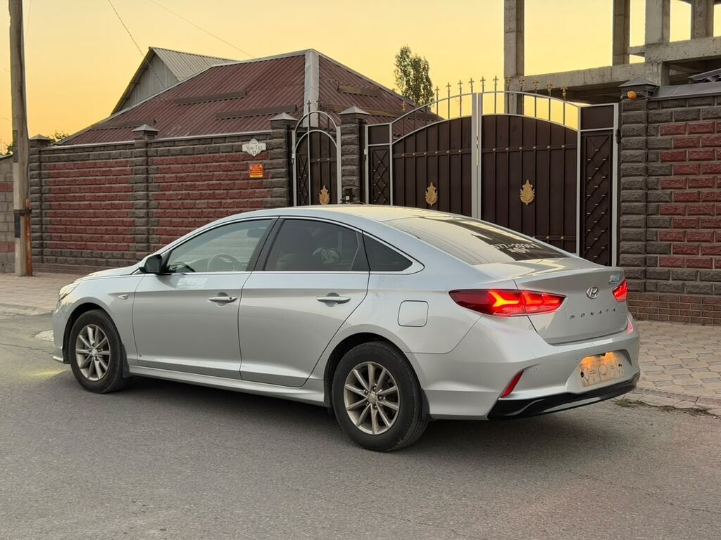 Hyundai Sonata: 2020 г., 2 л, Автомат, Седан: фото 3