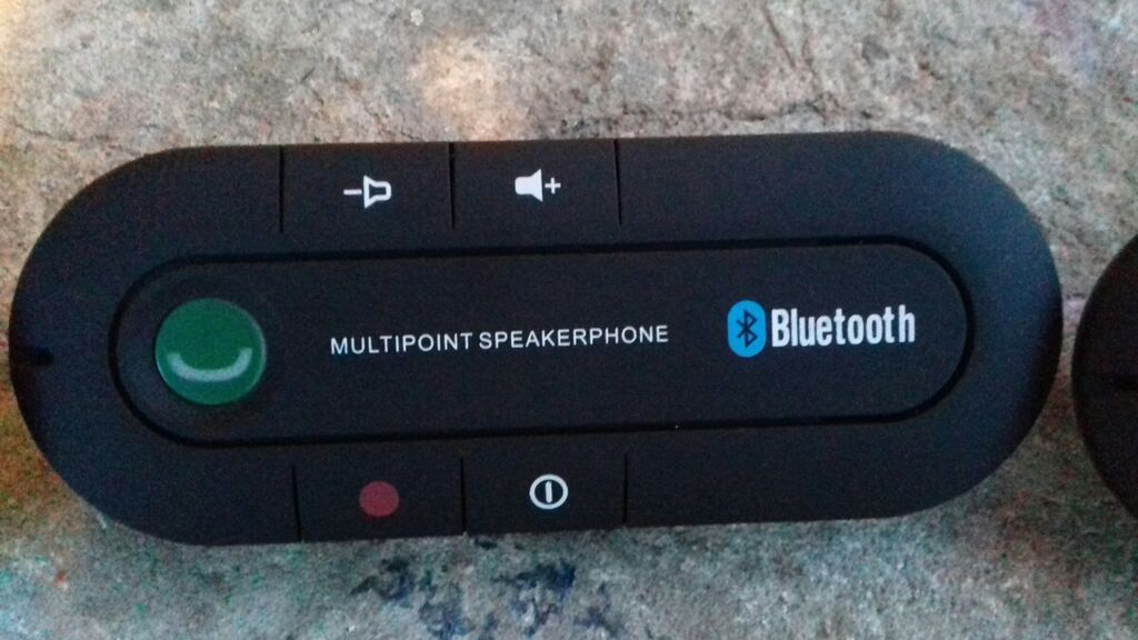Bluetooth Za Auto Lep Zvuk Za Pozive I Muziku Vise Komada Na 500 Rsd Prokuplje