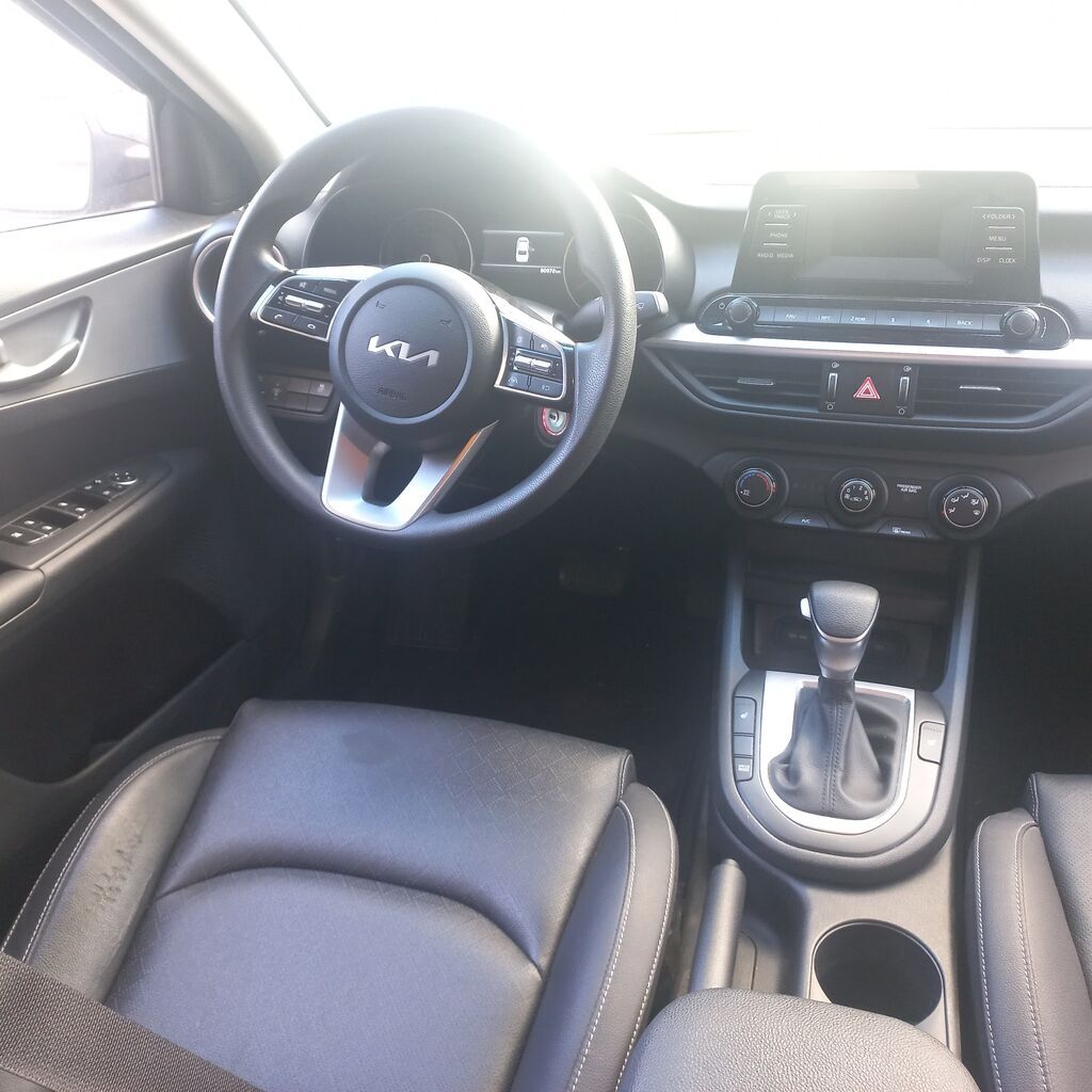 Kia Rio: 2021 г., 1.6 л, Вариатор, Бензин, Седан: фото 4