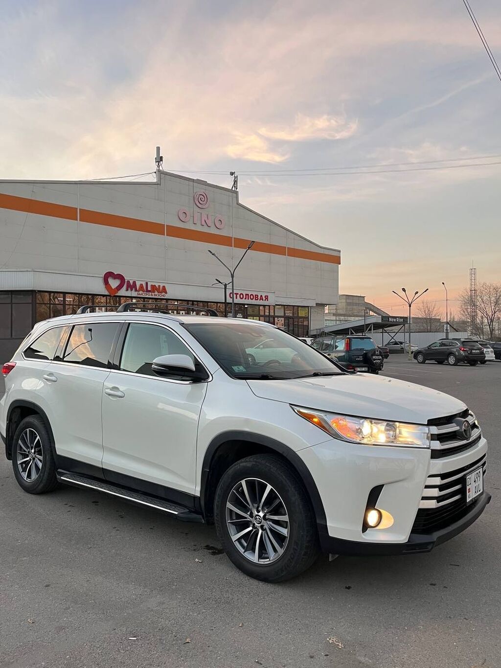 Toyota Highlander: 2019 г., 3.5 л, Автомат, Бензин, Кроссовер: фото 1