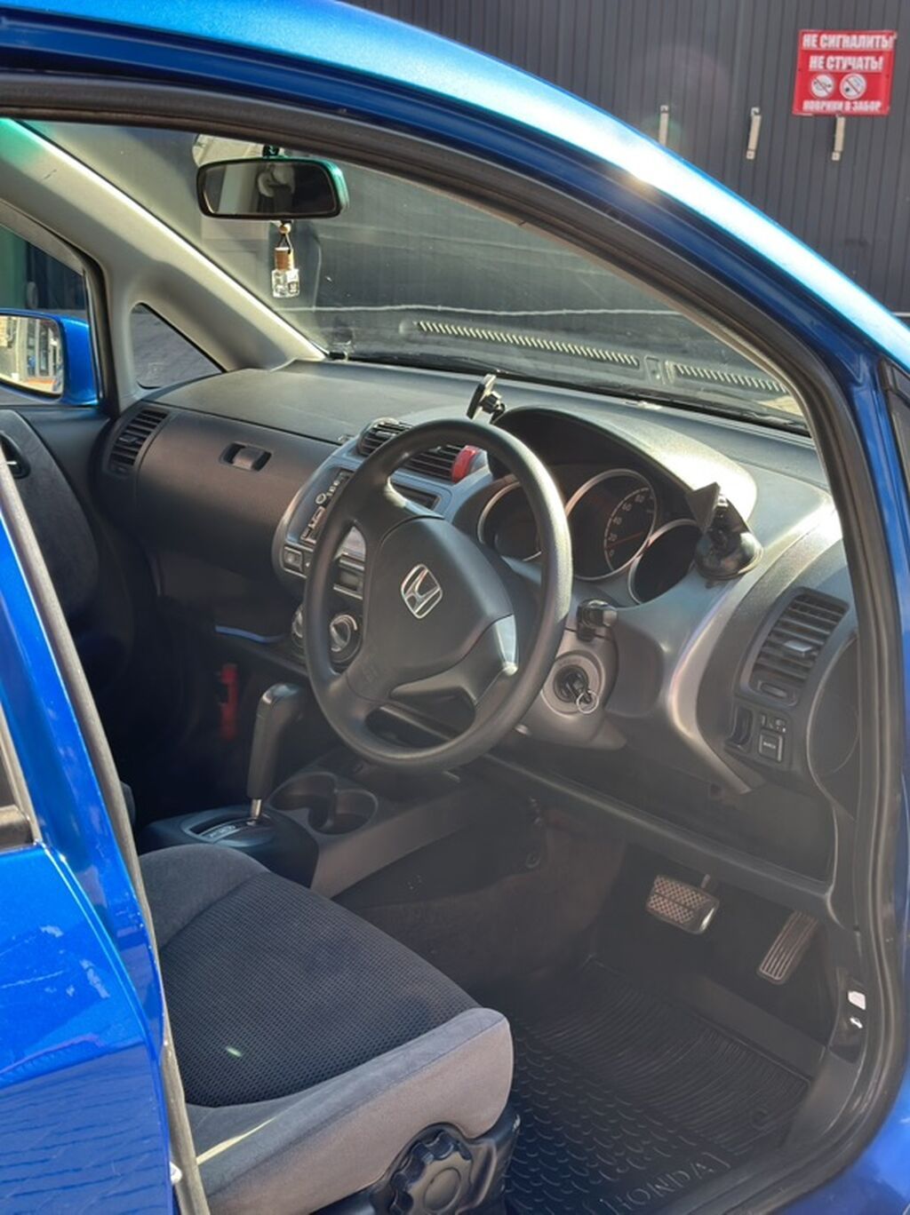 Honda Fit: 2004 г., 1.3 л, Автомат, Бензин, Хэтчбэк: фото 7
