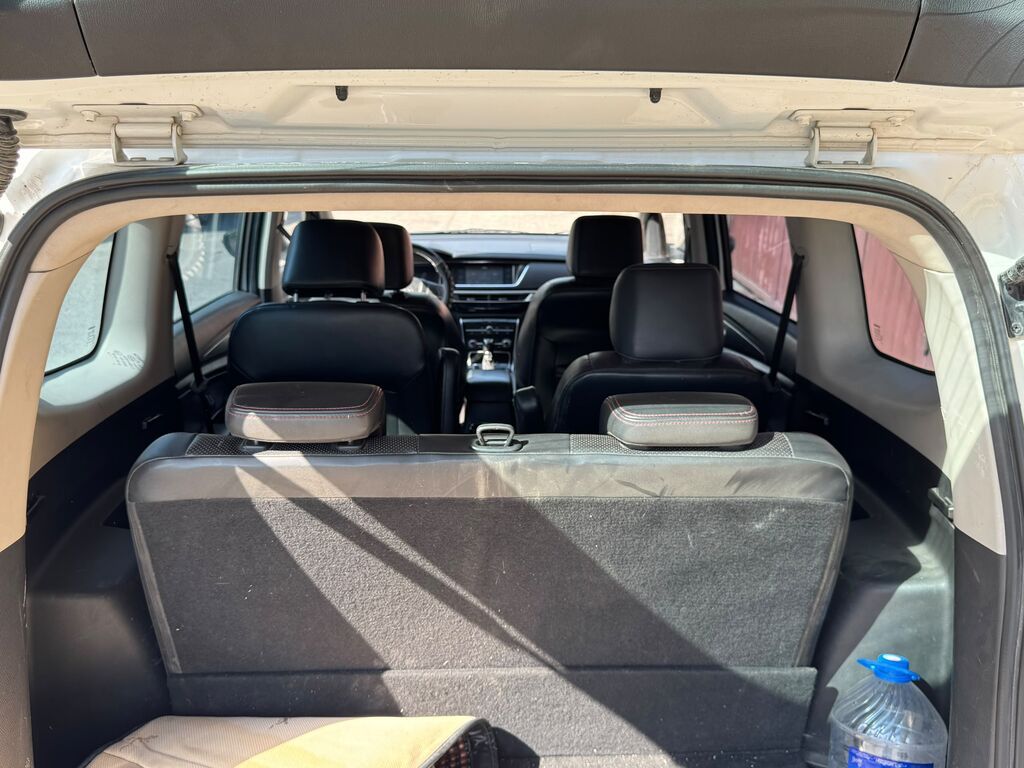 Changan Auchan A600 EV: 2021 г., 0.1 л, Автомат, Электромобиль, Минивэн: фото 7