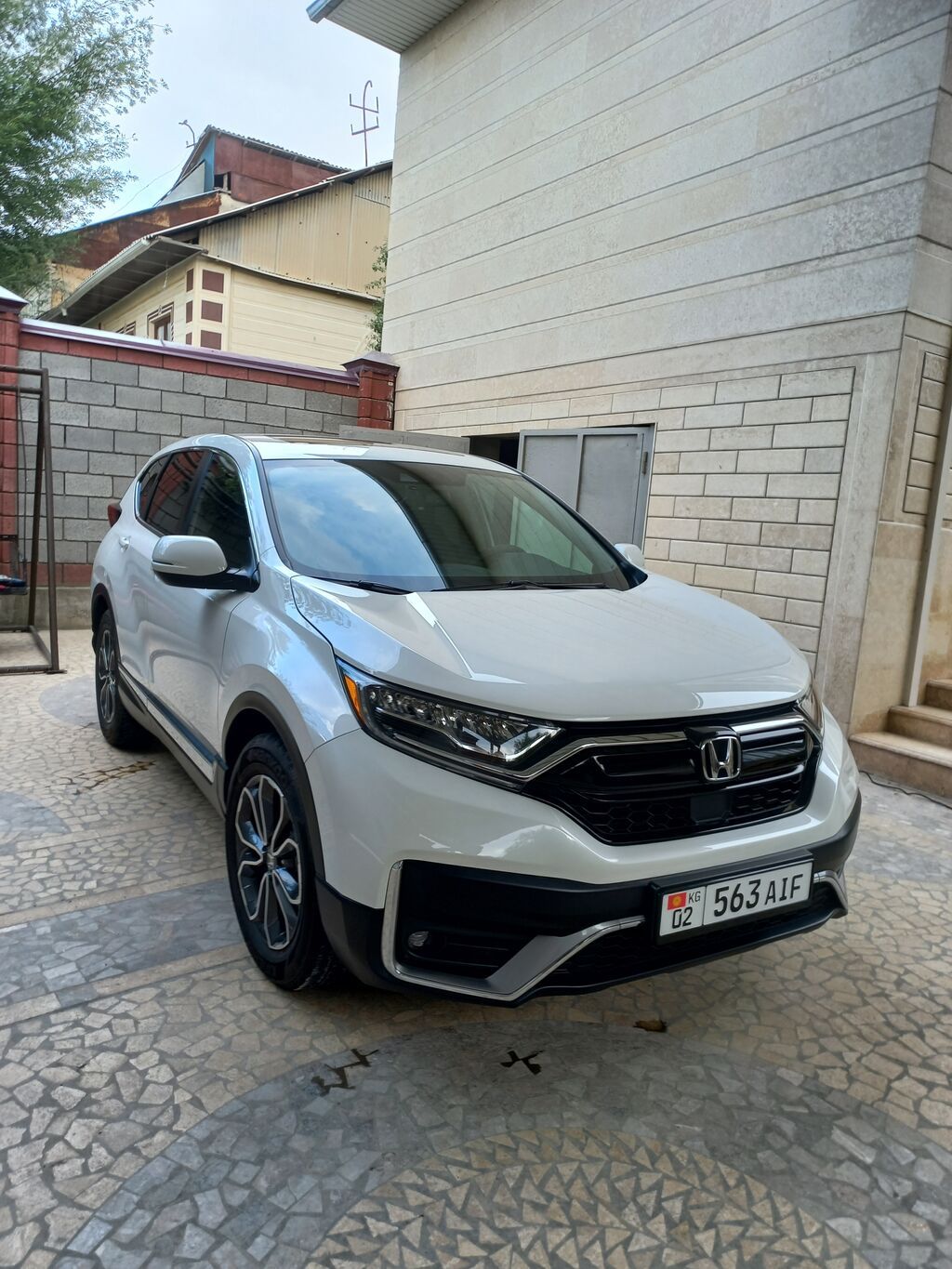 Honda CR-V: 2021 г., 1.5 л, Автомат, Бензин, Кроссовер: фото 3