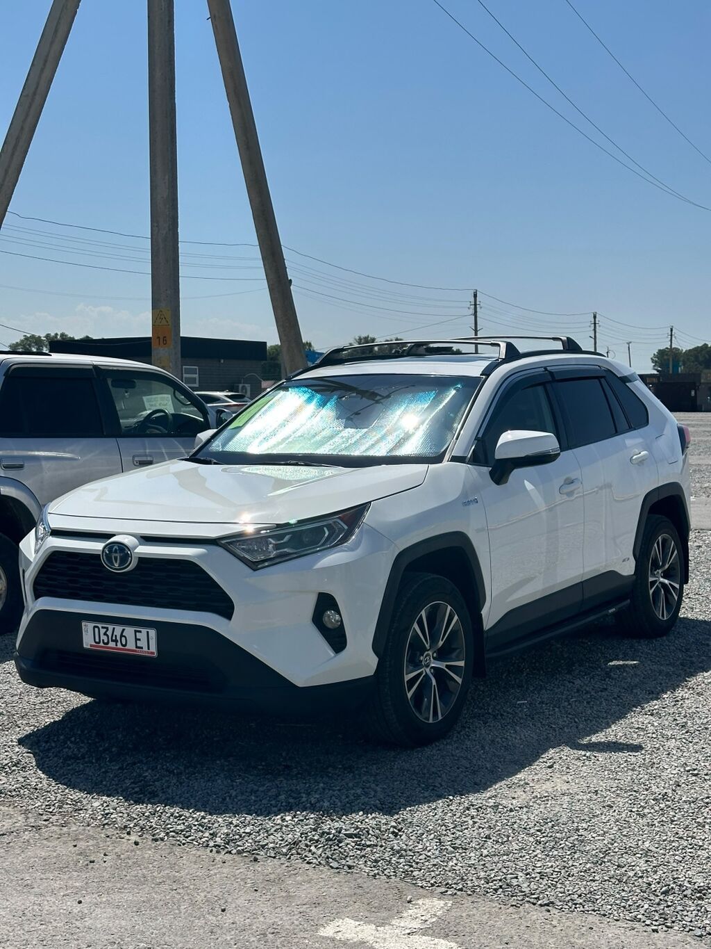 Toyota RAV4: 2020 г., Гибрид, Кроссовер: фото 2