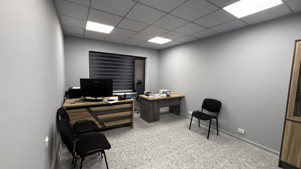 Аренда офисов, 35 м², В жилом комплексе, С отдельным входом