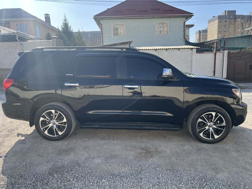 Toyota Sequoia: 2008 г., 5.7 л, Автомат, Бензин, Внедорожник — фото 6