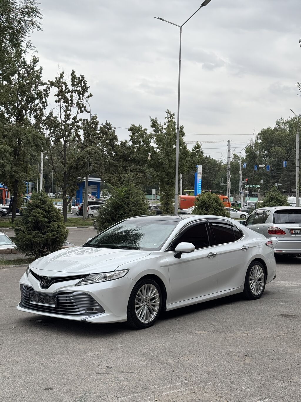 Toyota Camry: 2018 г., 2.5 л, Автомат, Бензин, Седан: фото 4