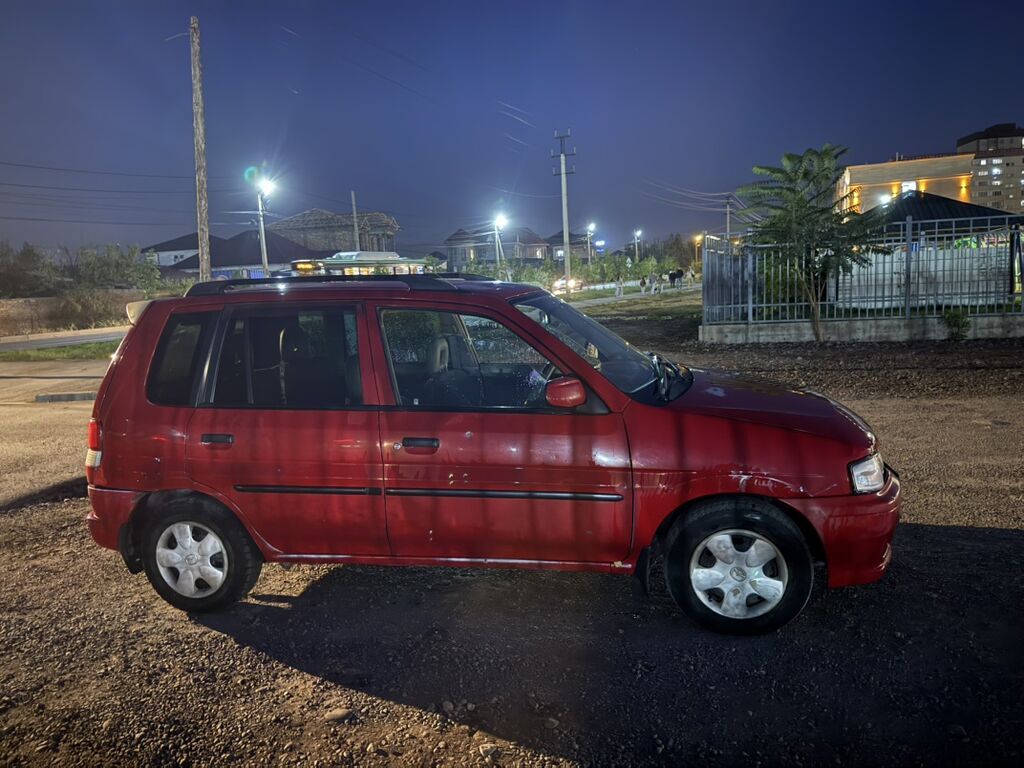 Mazda Demio: 1999 г., 1.3 л, Автомат, Бензин, Хэтчбэк: фото 3