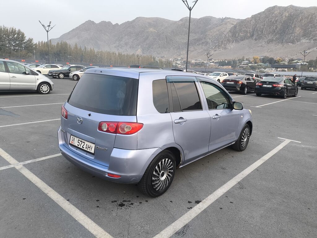 Mazda Demio: 2005 г., 1.3 л, Автомат, Бензин, Хэтчбэк: фото 4
