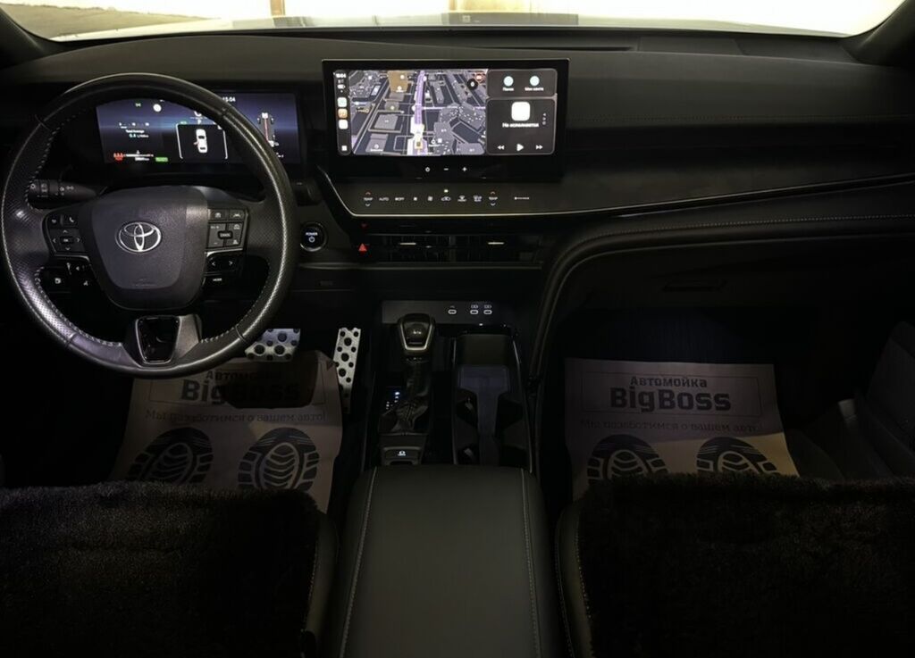 Toyota Camry: 2024 г., 2 л, Автомат, Гибрид, Седан: фото 4