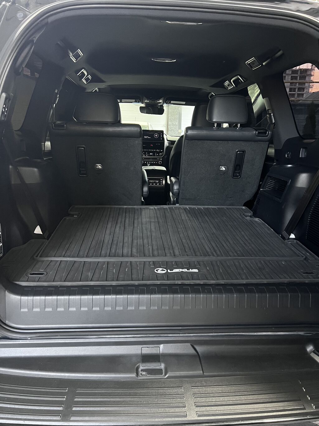 Lexus GX: 2023 г., 4.6 л, Автомат, Бензин, Внедорожник: фото 8