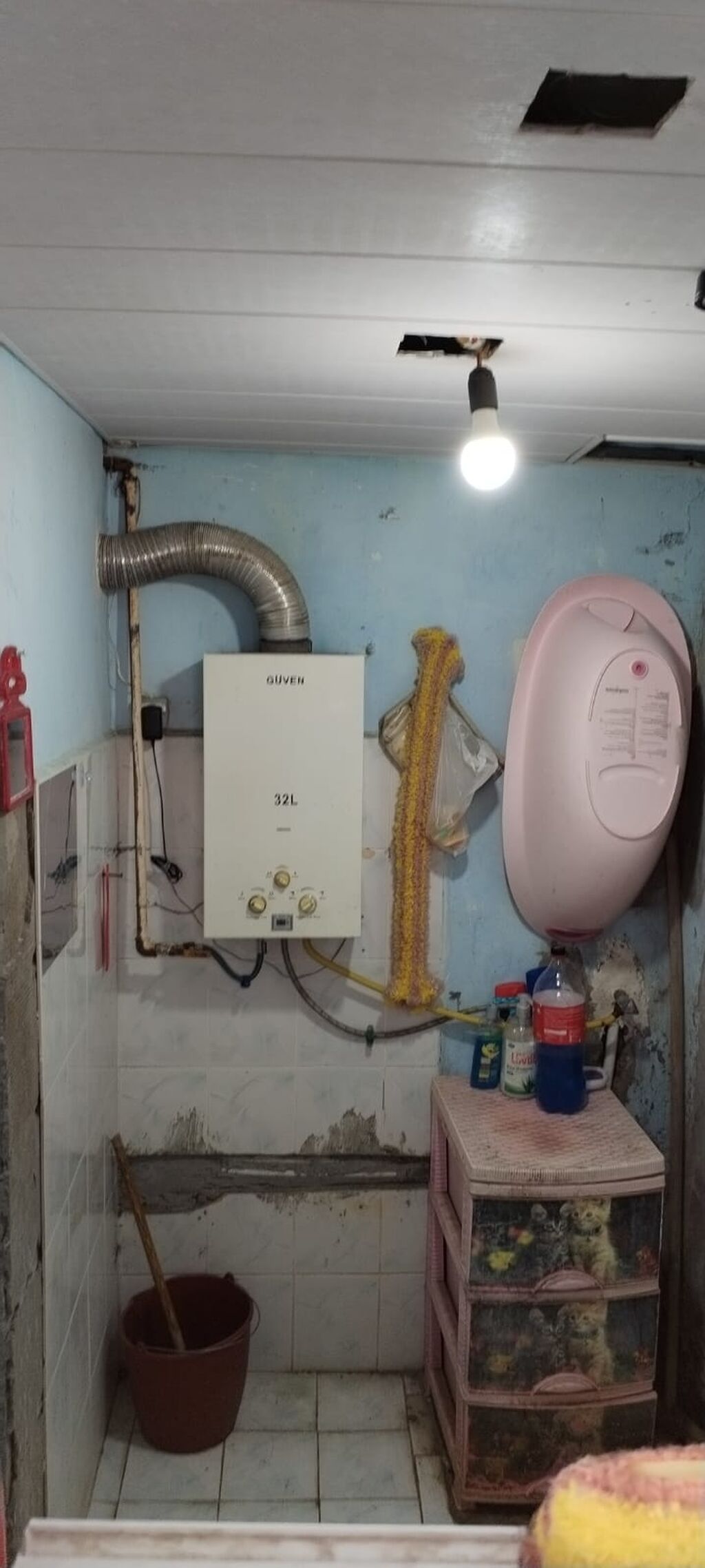 Bakıxanov qəs. 3 otaqlı, 90 kv. m, Orta təmir