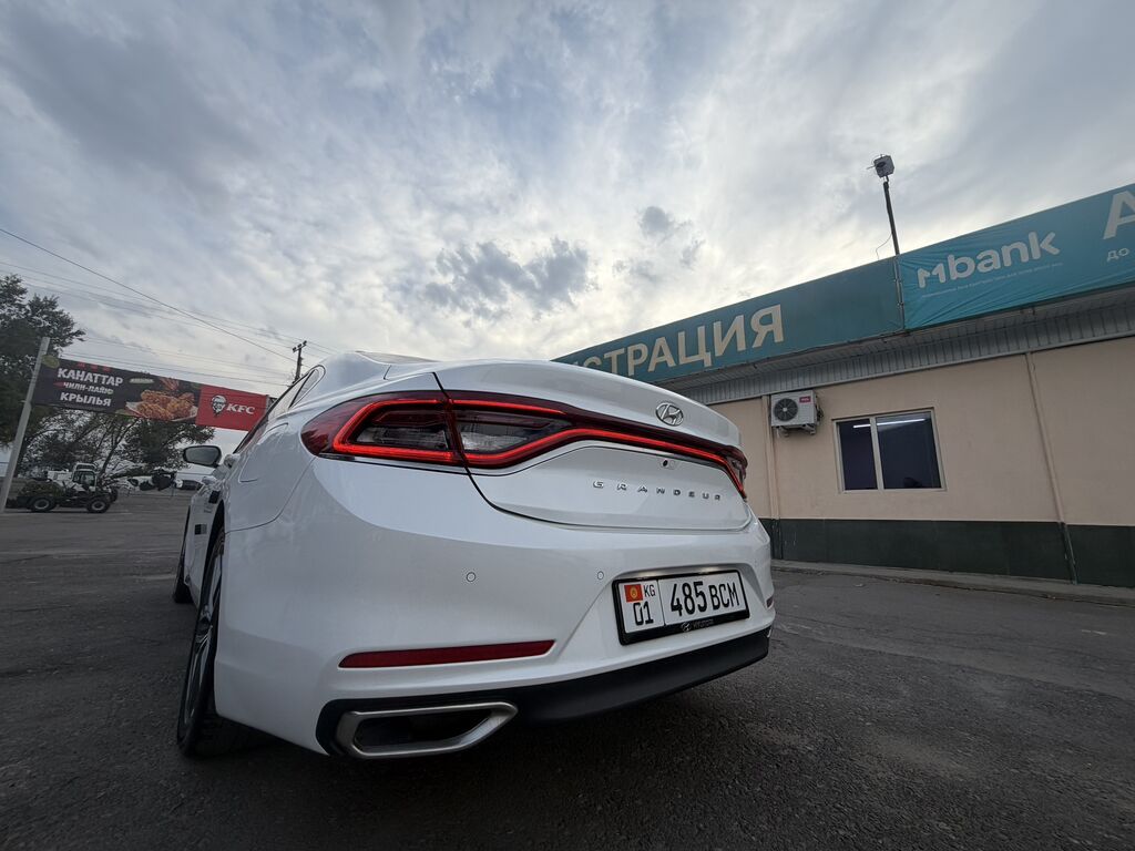 Hyundai Grandeur: 2019 г., 3 л, Автомат, Газ, Седан: фото 3
