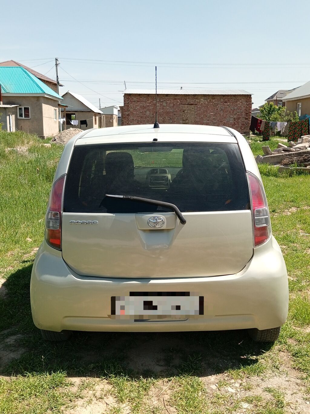 Toyota Passo: 2005 г., 1 л, Автомат, Хэтчбэк: фото 6