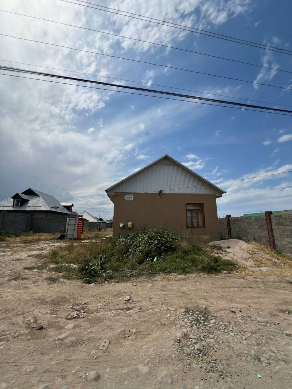 Срочно продается участок + дом Район: Ак-Ордо 3 Площадь: 4: фото 3