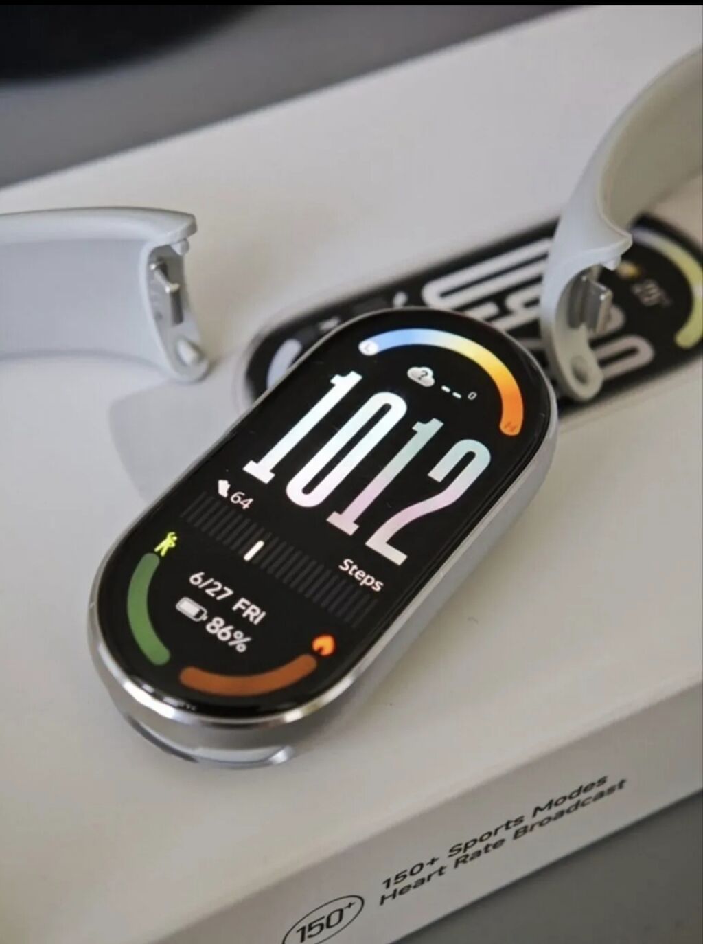 Фитнес-браслет Xiaomi Smart Band 10 с большим AMOLED-экраном: фото 3