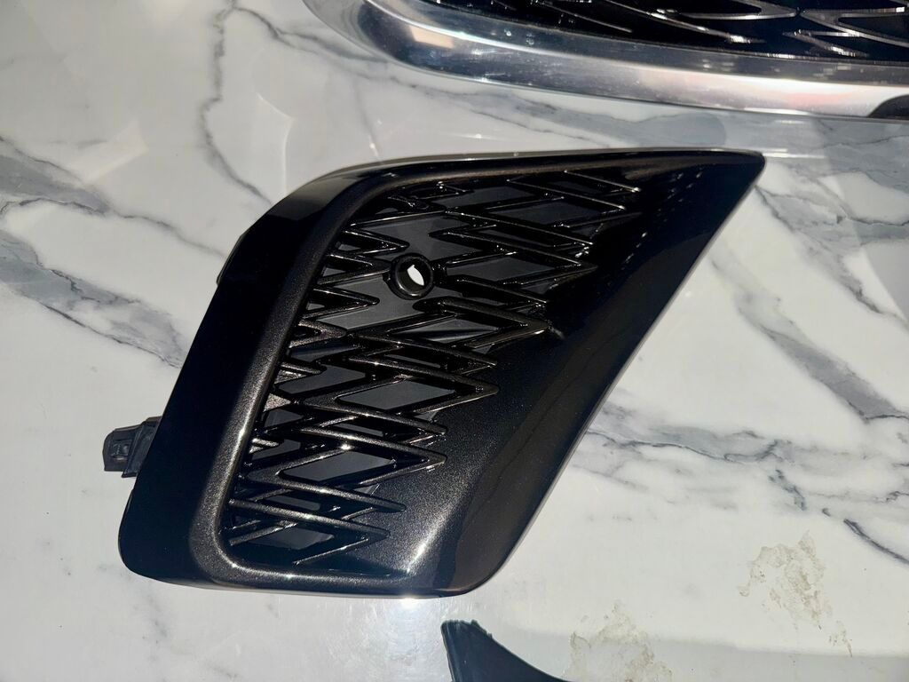 Решетка радиатора Lexus 2019 г., Новый, Аналог: фото 5