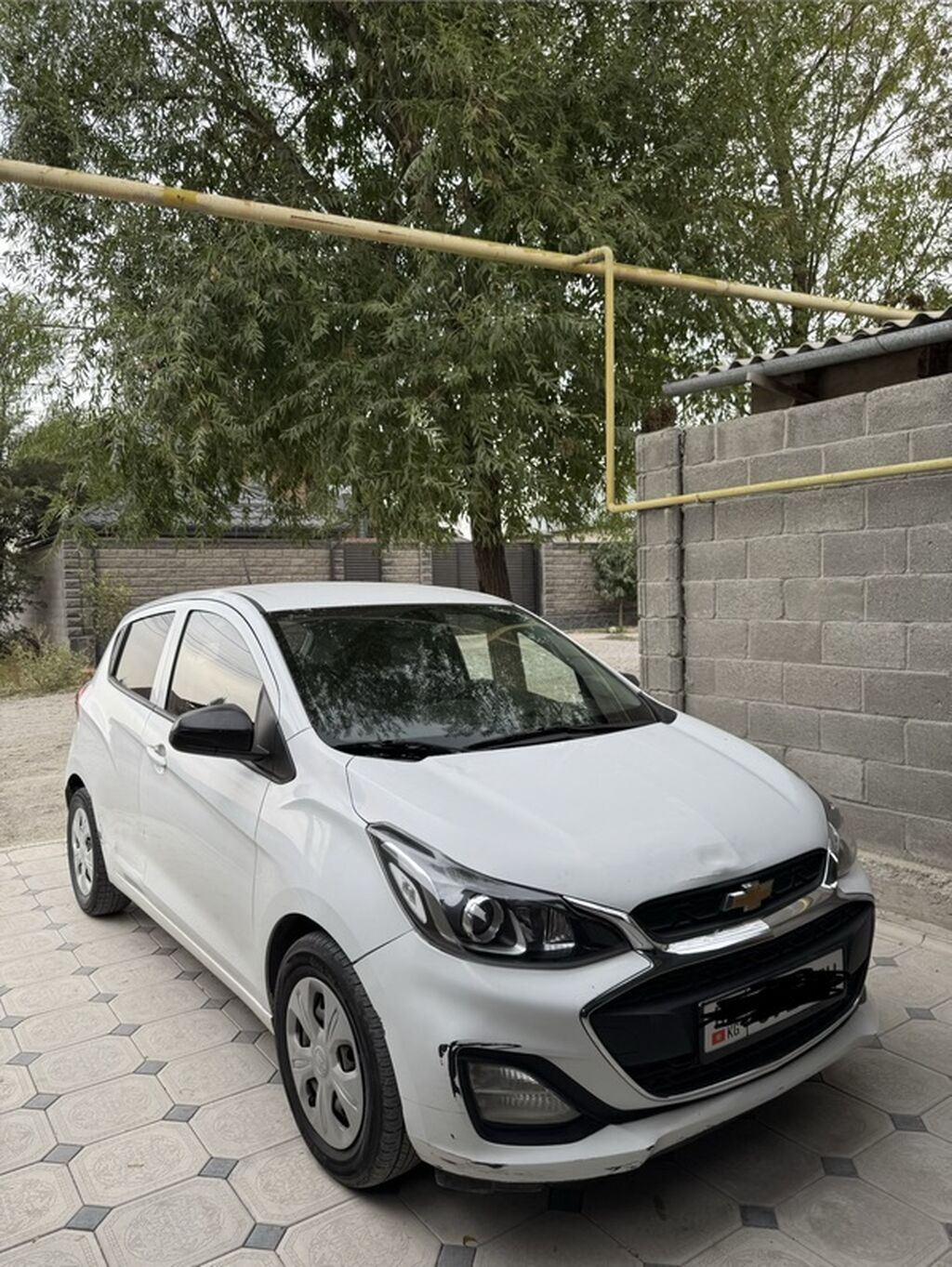 Chevrolet Spark: 2018 г., 1 л, Вариатор, Бензин, Седан: фото 1
