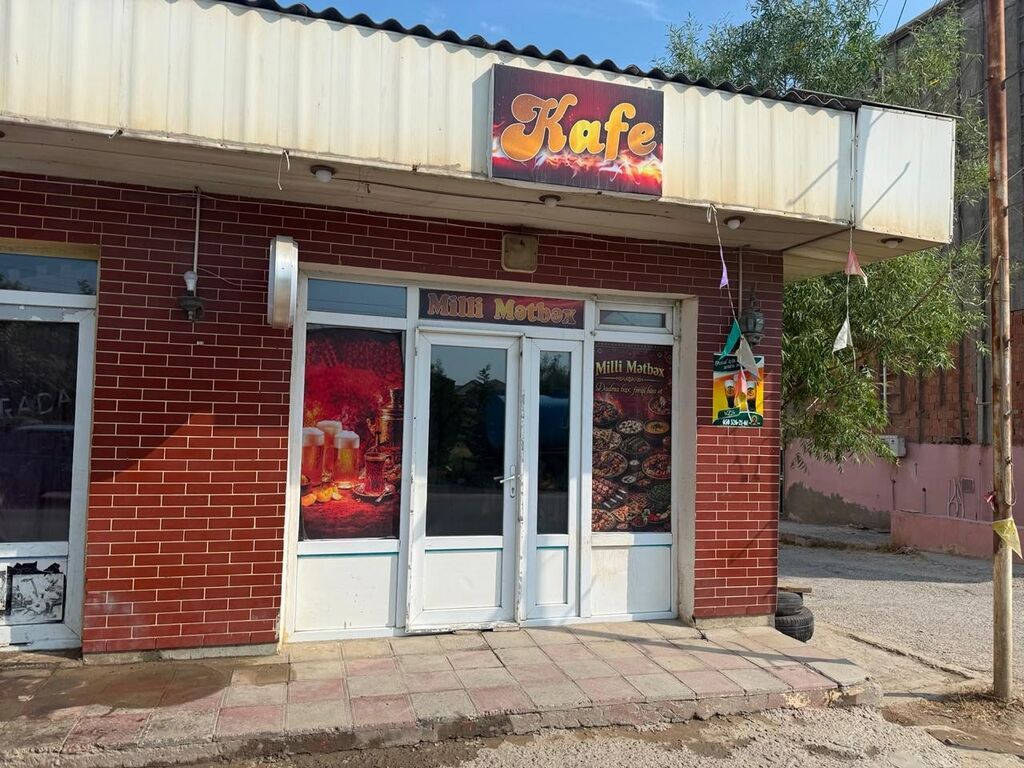 Kafe – Milli Mətbəx - Arendaya verilir - Rahat stol-stul düzümü