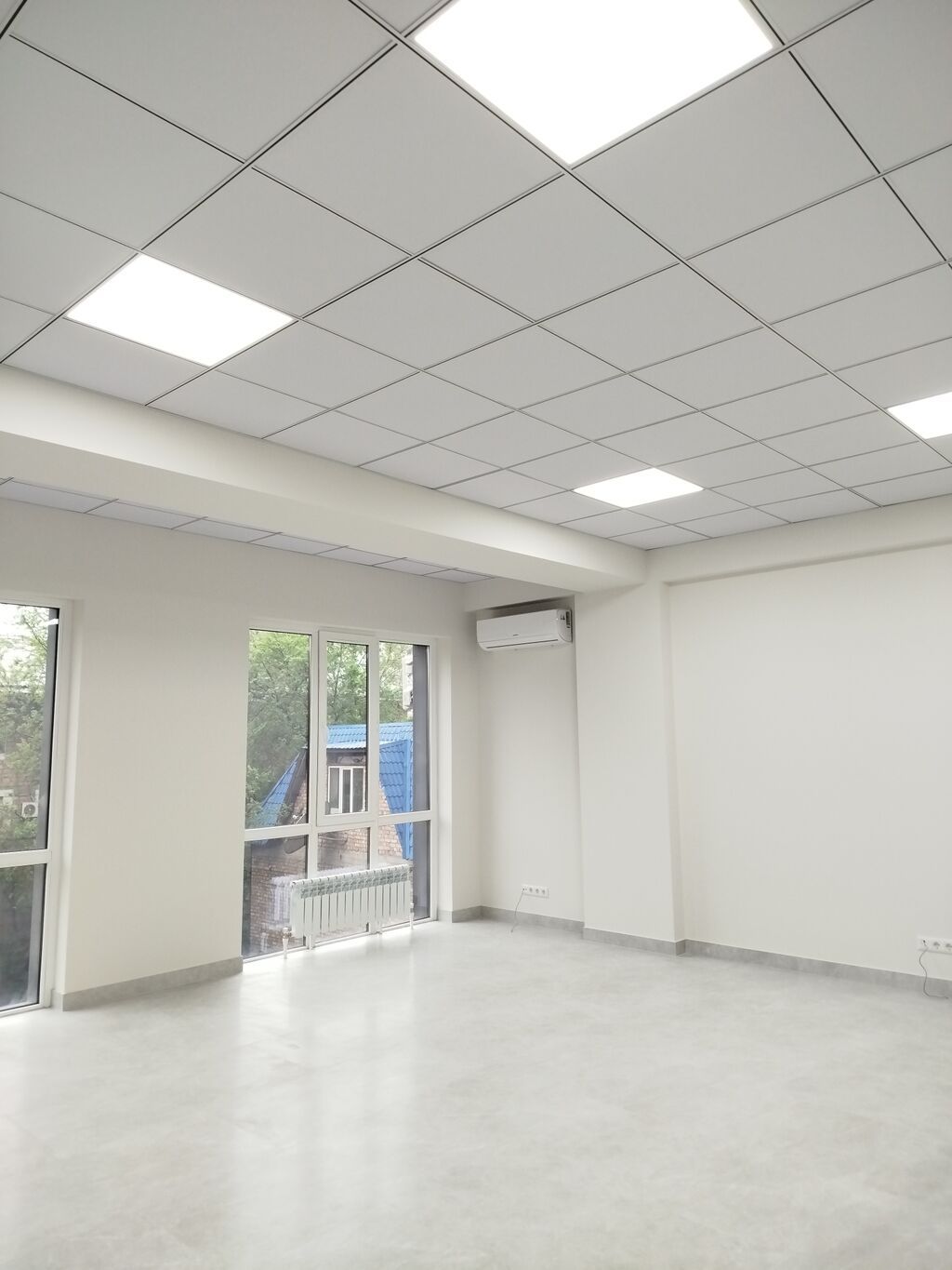 Аренда офисов, 80 м², В жилом комплексе: фото 2