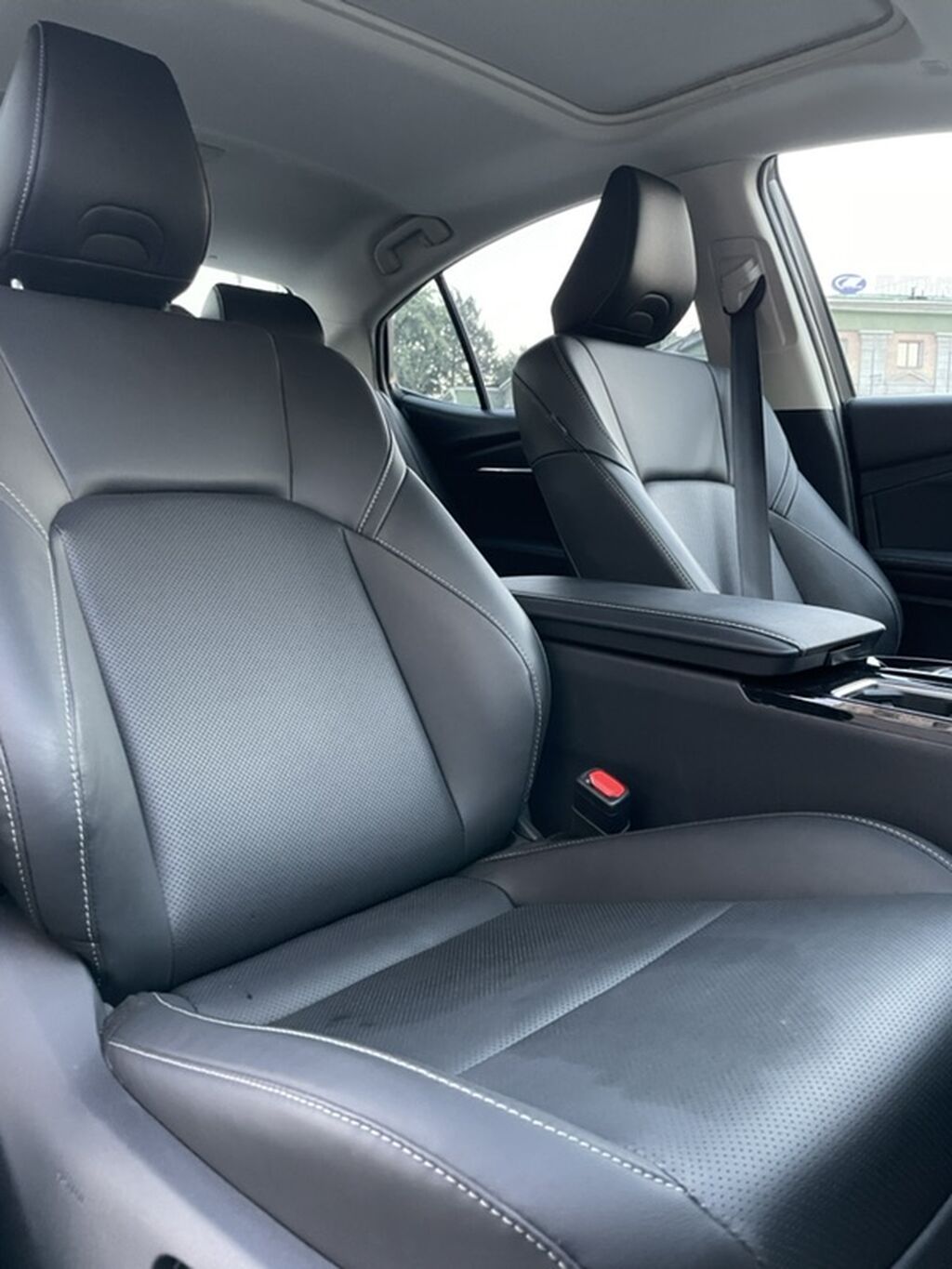 Toyota Camry: 2025 г., 2 л, Автомат, Гибрид, Седан: фото 7