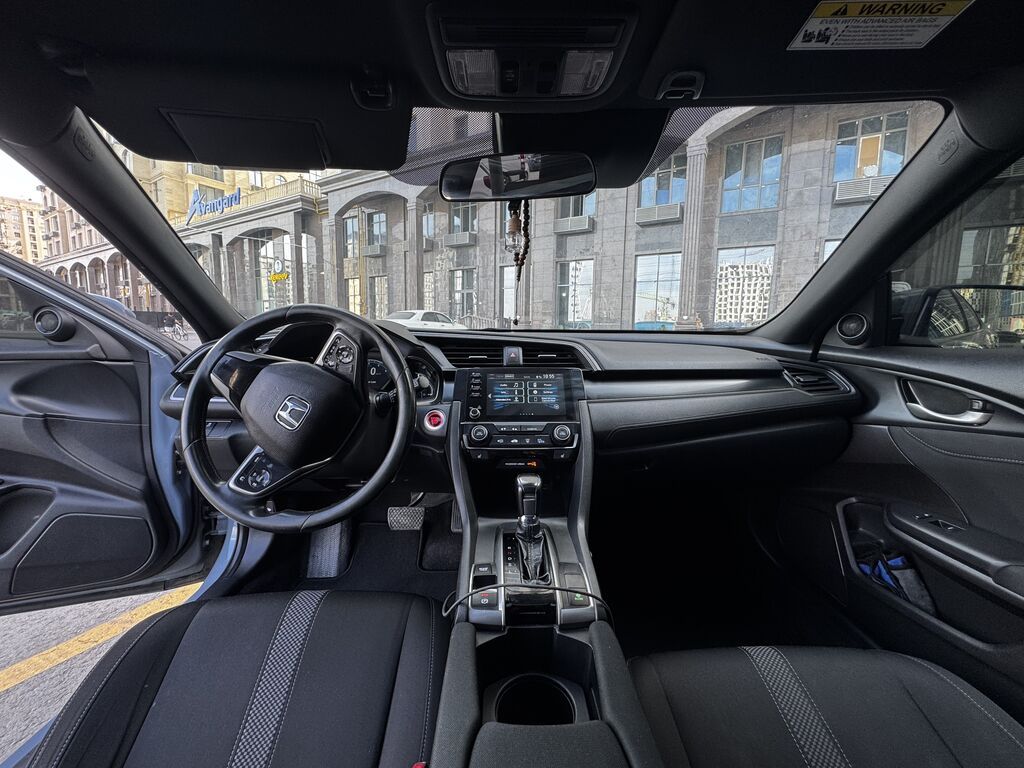 Honda Civic: 2019 г., 1.5 л, Вариатор, Бензин, Хэтчбэк: фото 6