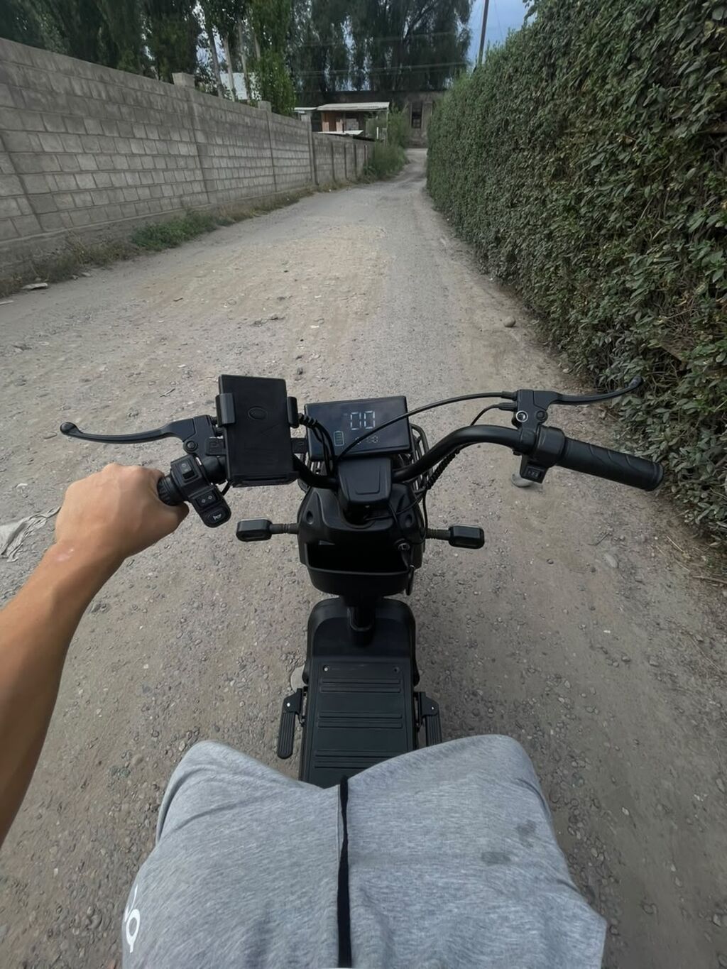Продаю электро-скутер от компании Ibike 2025 года внешне и технически: фото 4
