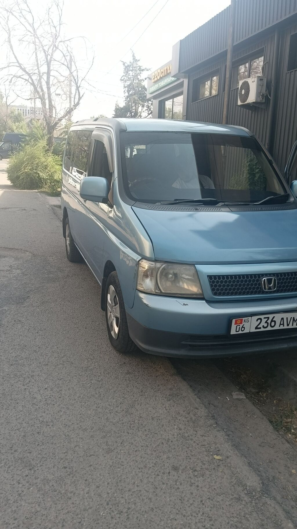 Honda Mobilio: 2002 г., 2 л, Автомат, Бензин, Минивэн: фото 5