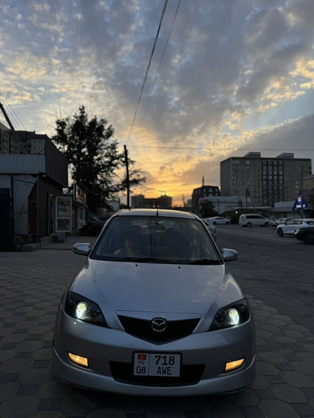 Mazda Demio: 2004 г., Хэтчбэк: фото 2