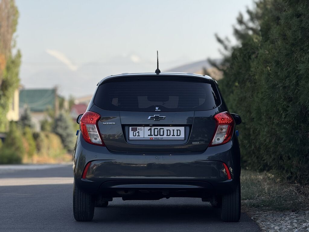 Chevrolet Spark: 2021 г., 1 л, Автомат, Бензин, Хэтчбэк: фото 4