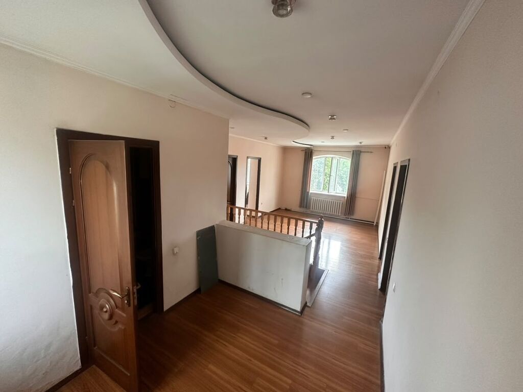 70 м², 4 комнаты, ул. Баялинова / Орозбекова, Только девушкам: фото 2