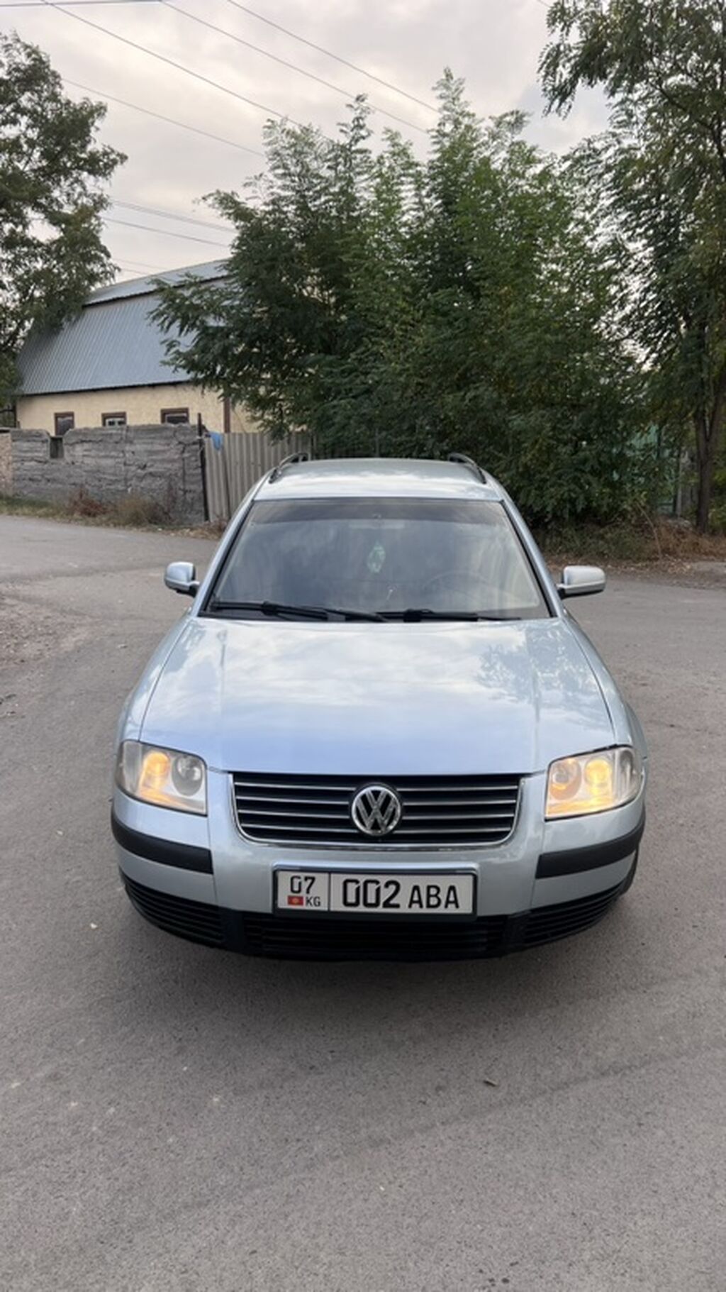 Volkswagen Passat: 2001 г., 2 л, Автомат, Бензин, Универсал: фото 3